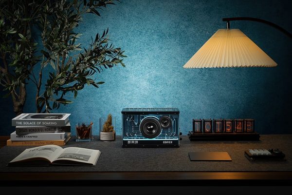 Edifier QD35 Bluetooth Speaker GaN Charger Hi-Res Audio-1